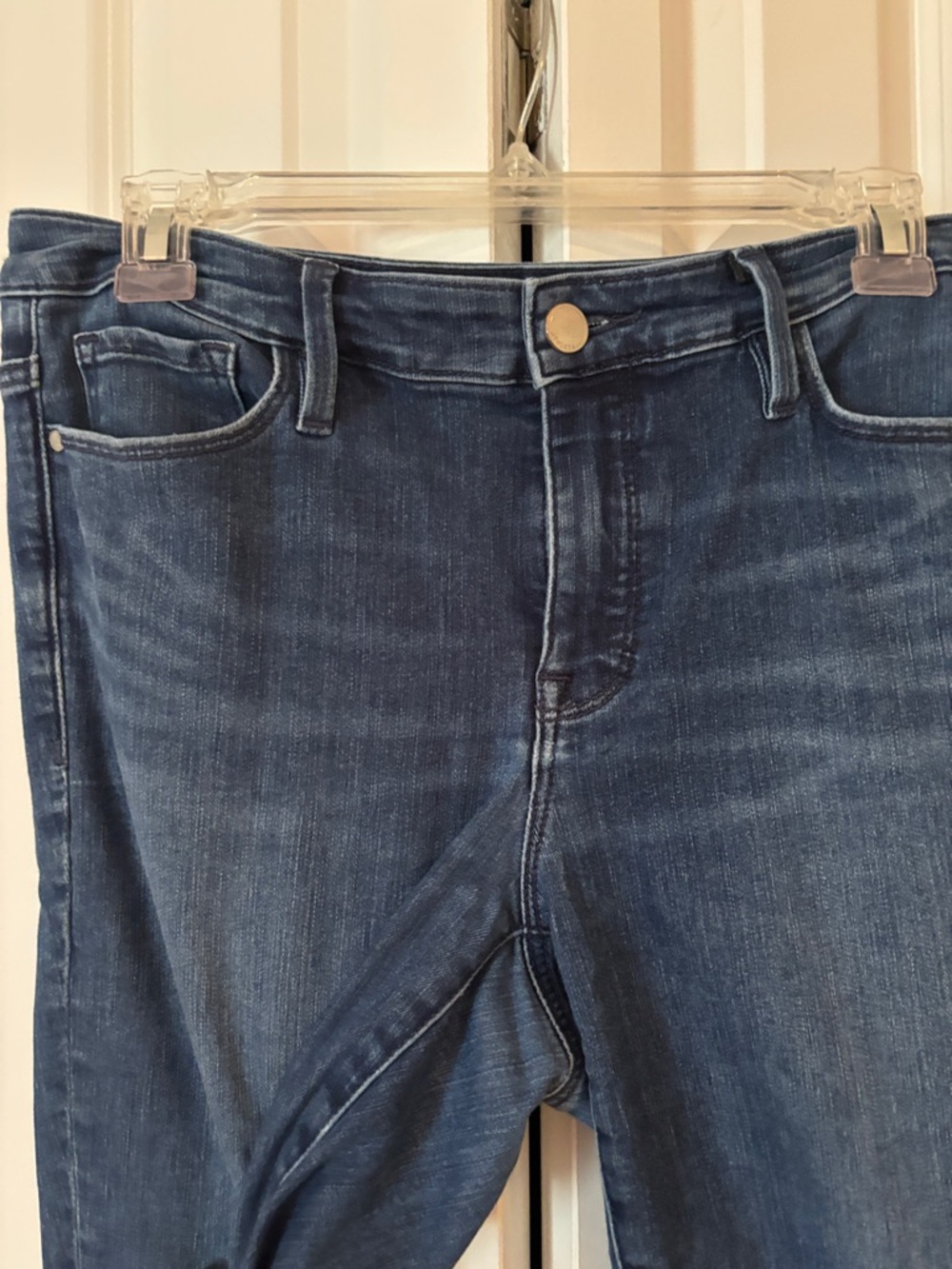 Athleta Women's Skinny Jeans in Dark Blue Denim - Picture 3 of 10
